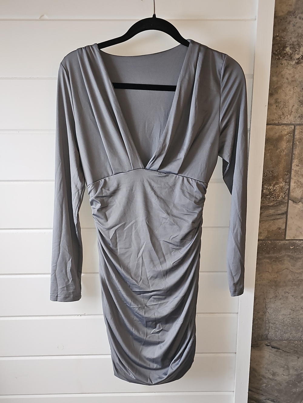 Gray Long-Sleeve V-Neck Ruched Bodycon Dress